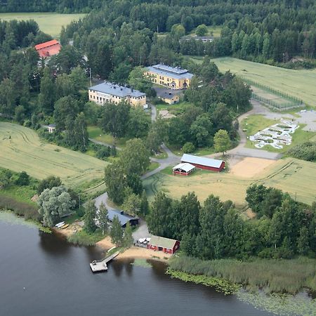 Kyyhkylae Hotel And Manor Миккели Экстерьер фото