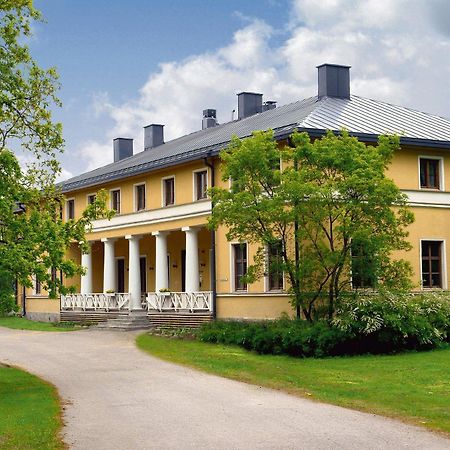Kyyhkylae Hotel And Manor Миккели Экстерьер фото
